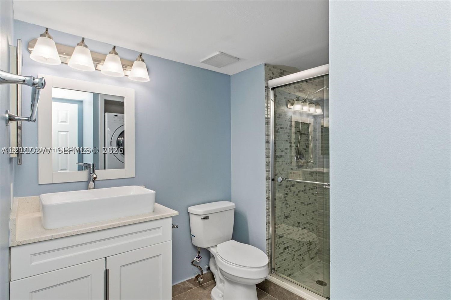 390 Racquet Club Rd #202, Weston FL 33326