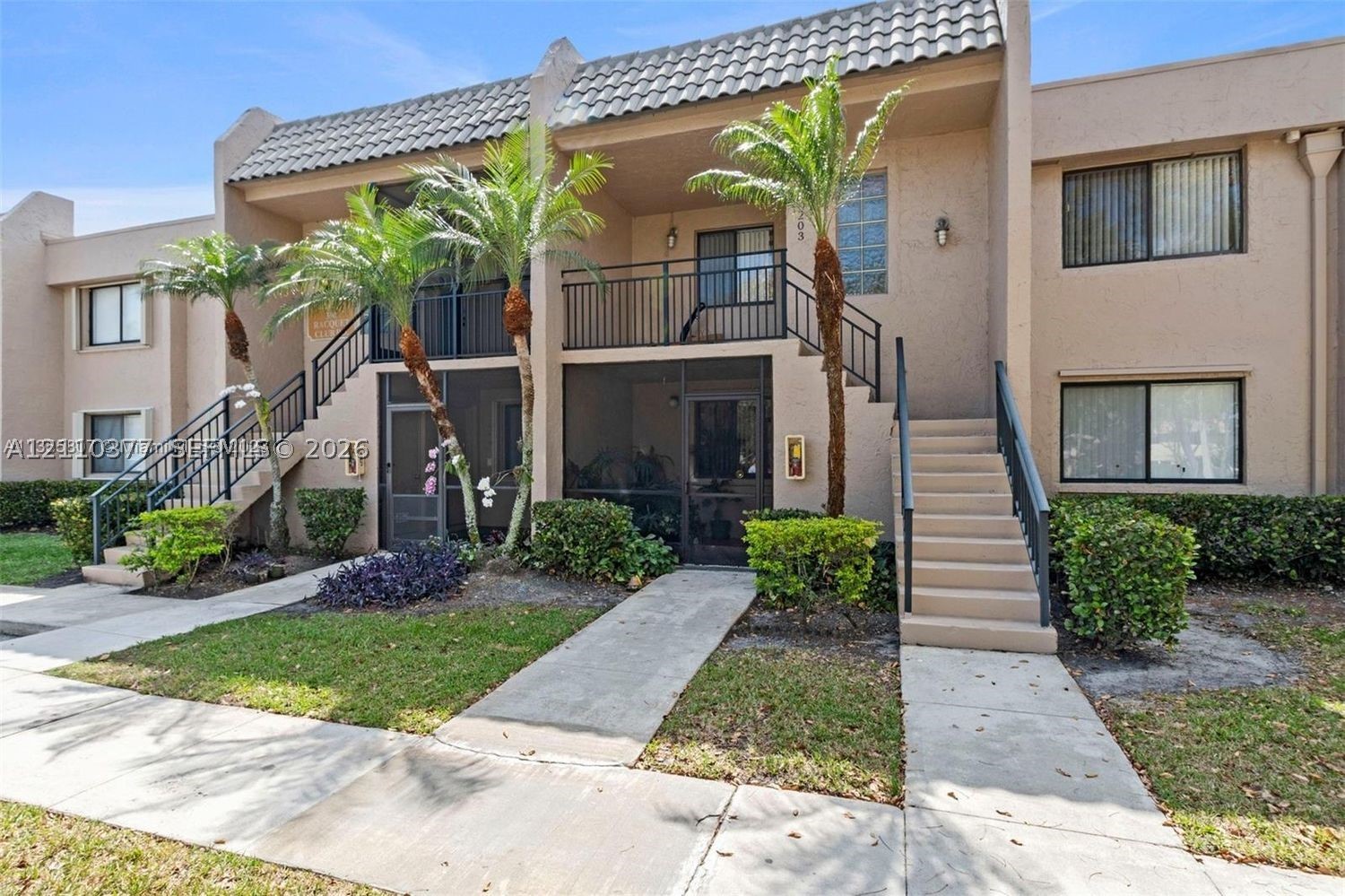390 Racquet Club Rd #202, Weston FL 33326