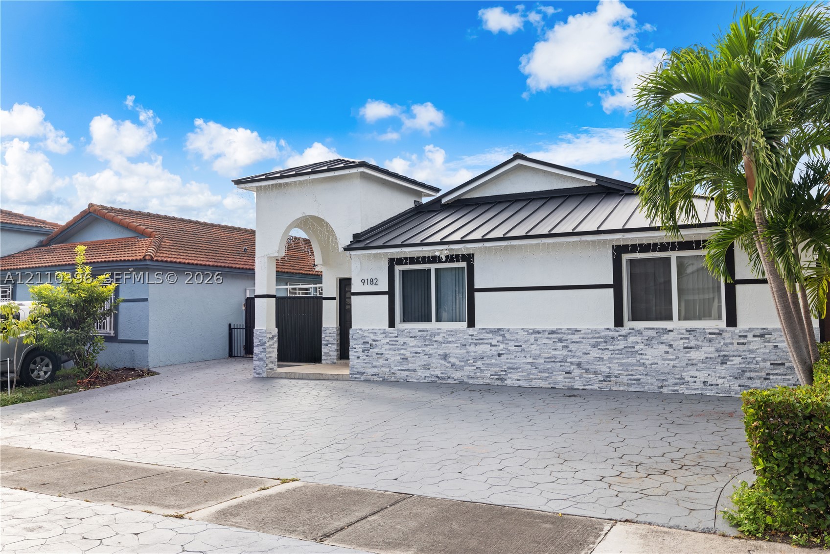 9182 NW 112th Ter, Hialeah Gardens FL 33018