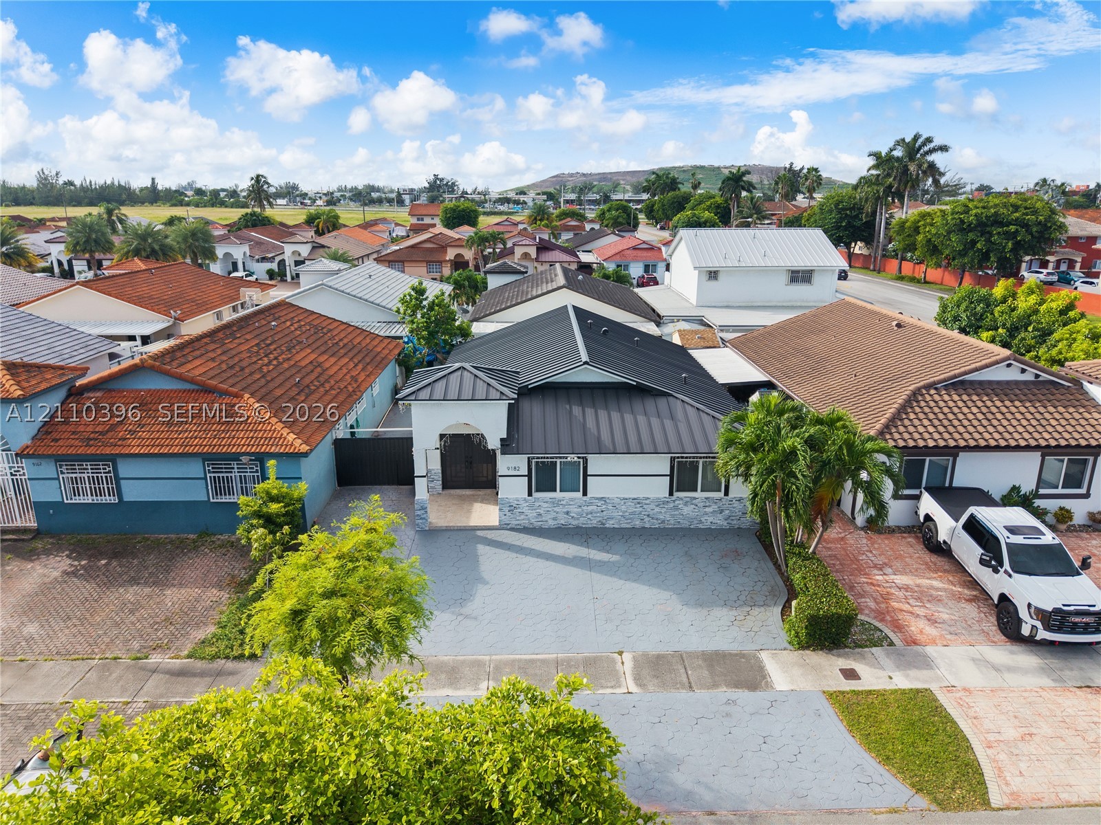 9182 NW 112th Ter, Hialeah Gardens FL 33018