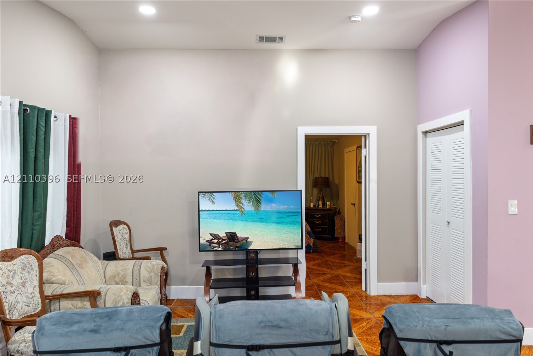 9182 NW 112th Ter, Hialeah Gardens FL 33018