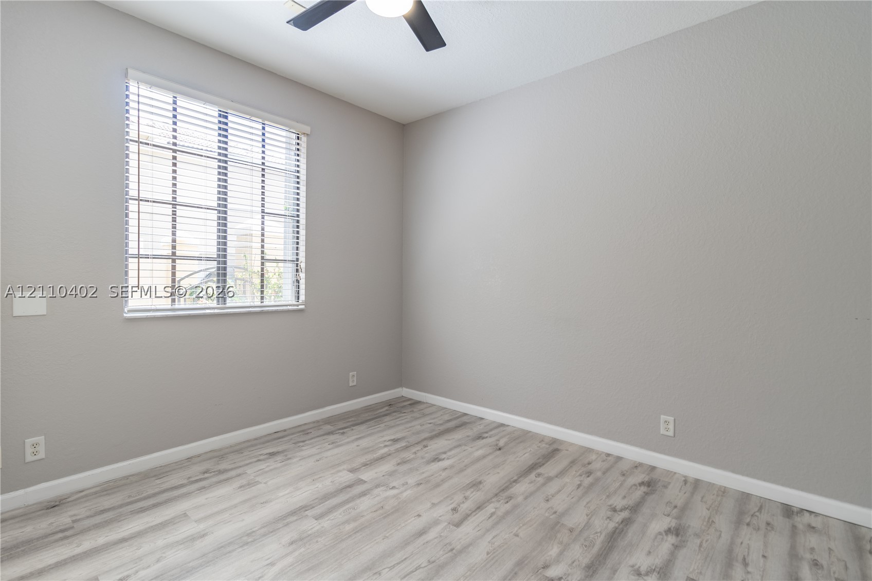 1611 Passion Vine Cir #12-2, Weston FL 33326