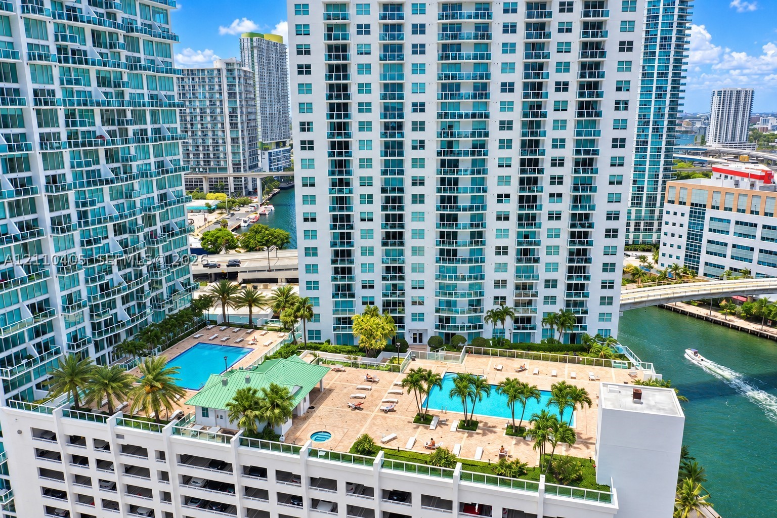 31 SE 5th St #3516, Miami FL 33131