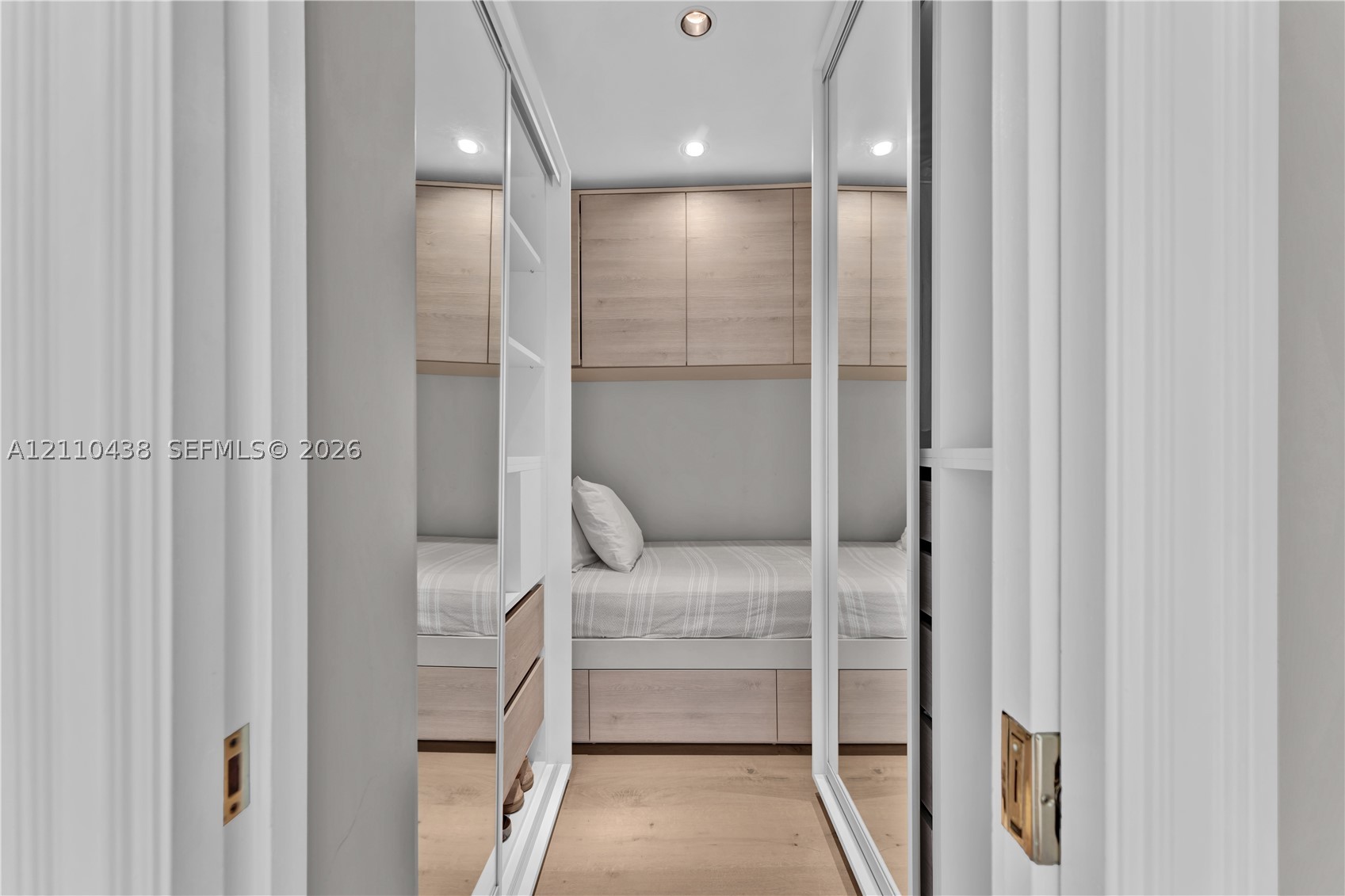 9 Island Ave #2401, Miami Beach FL 33139