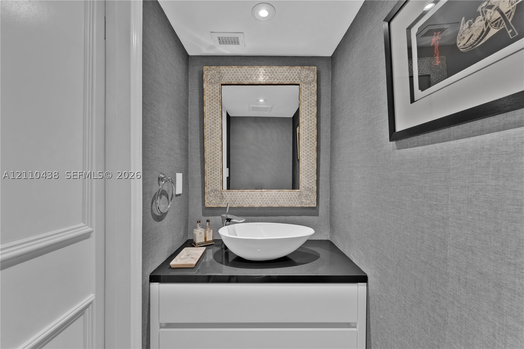 9 Island Ave #2401, Miami Beach FL 33139