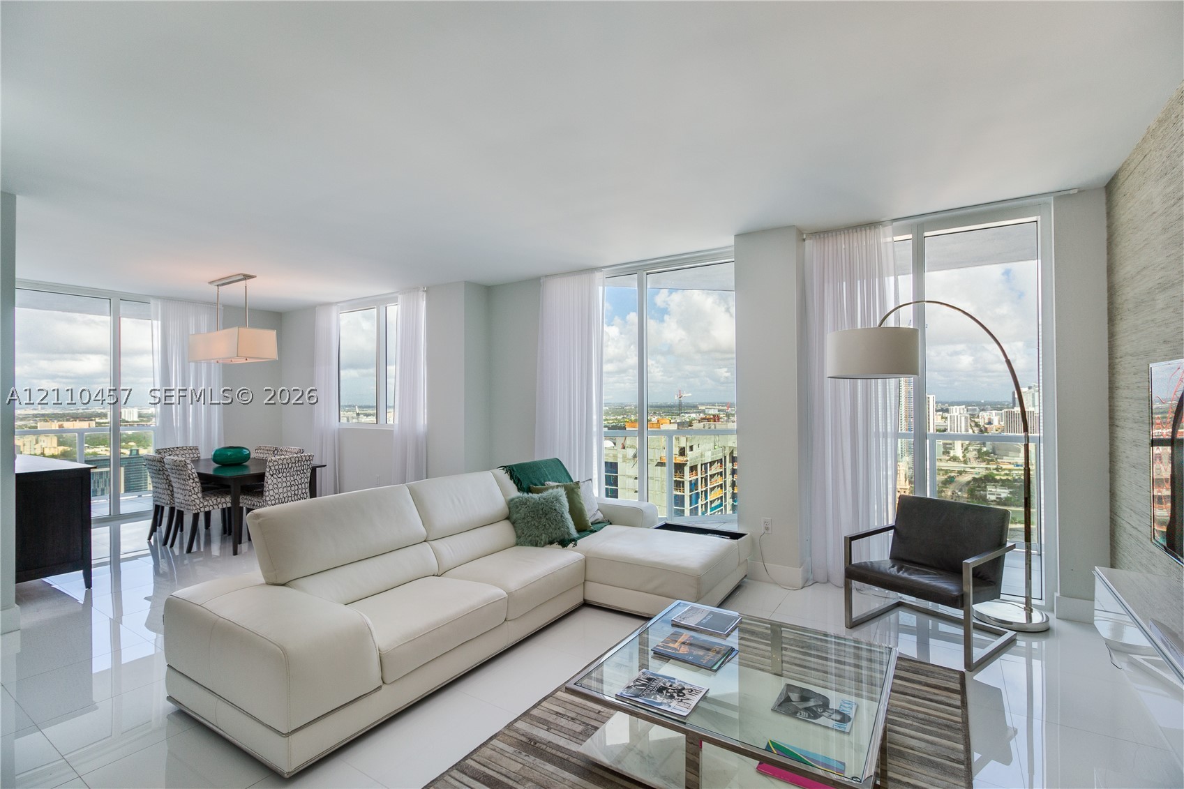 253 NE 2nd St #3702, Miami FL 33132