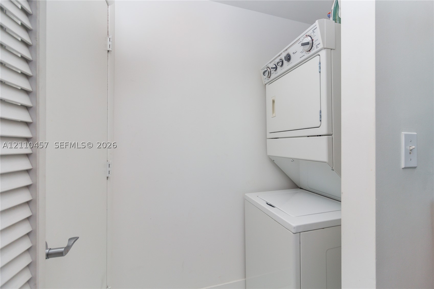 253 NE 2nd St #3702, Miami FL 33132