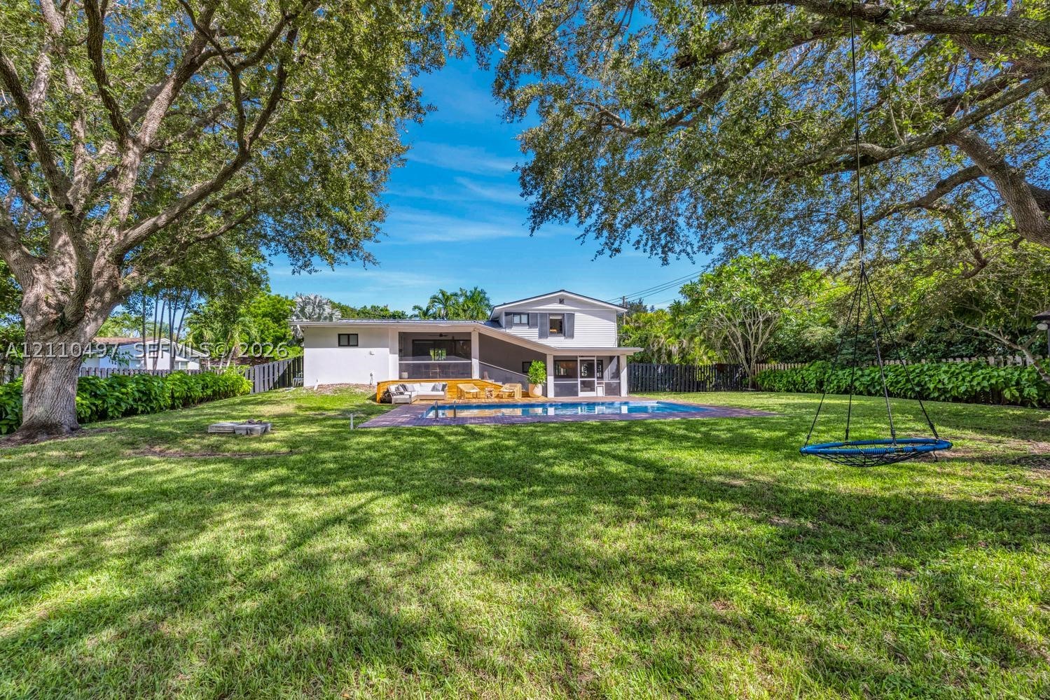 15922 SW 83rd Ct, Palmetto Bay FL 33157