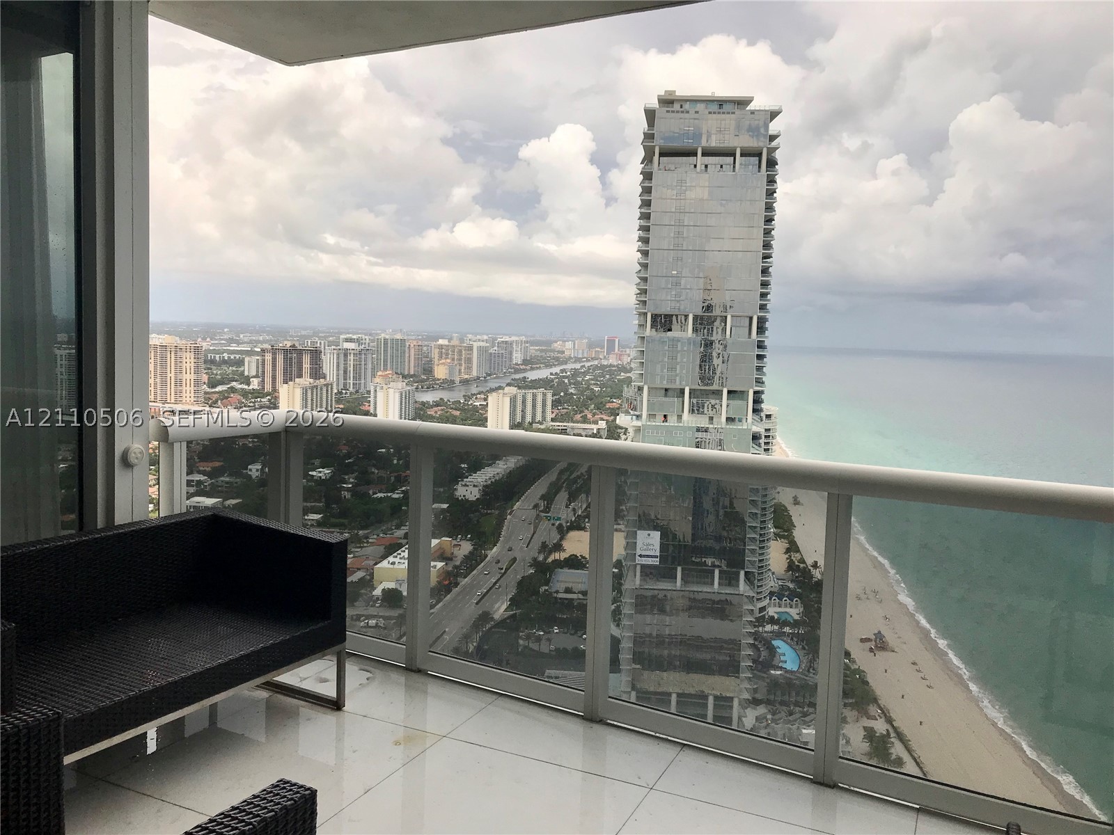 18201 Collins Ave #5104, Sunny Isles Beach FL 33160