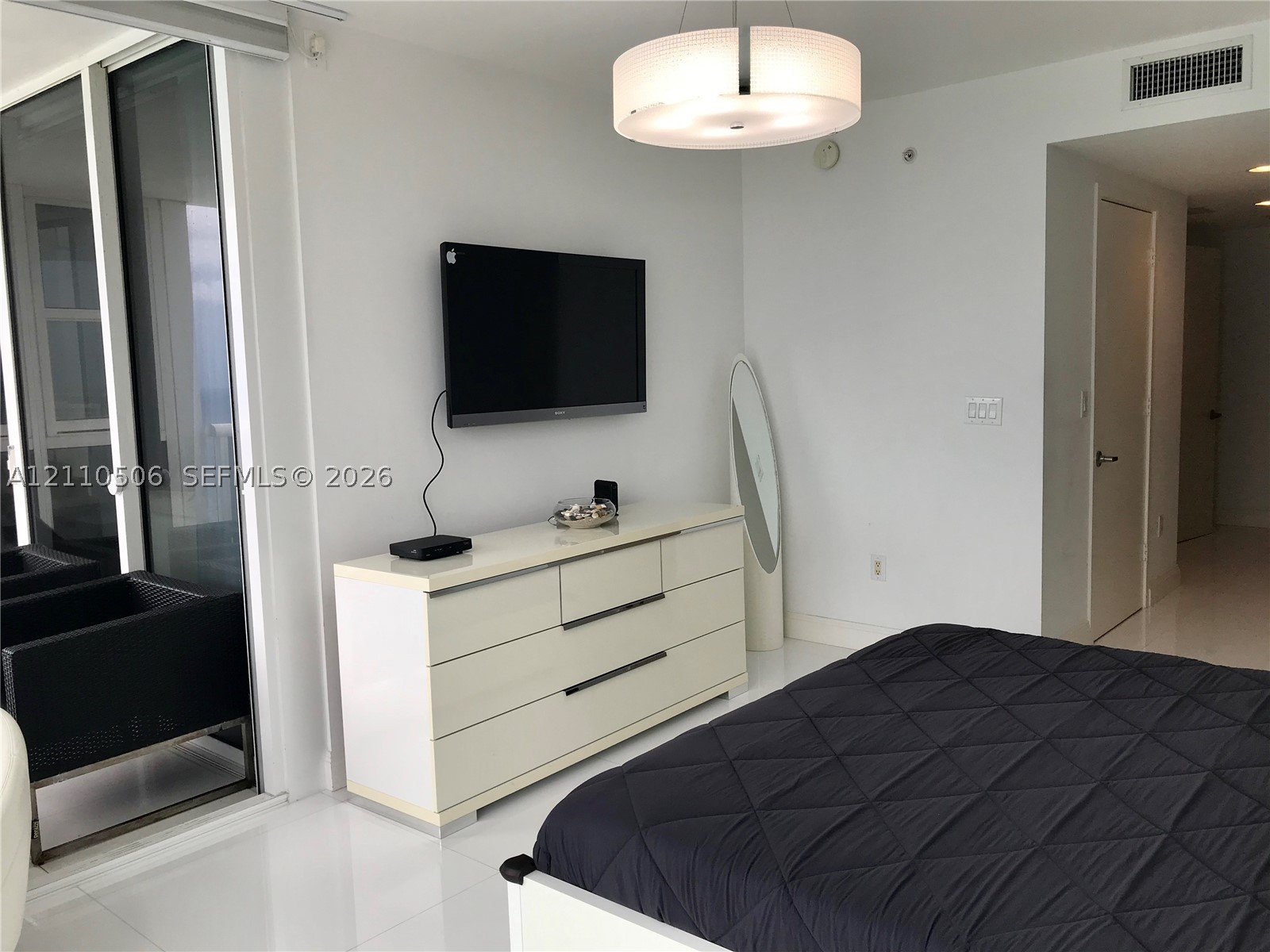 18201 Collins Ave #5104, Sunny Isles Beach FL 33160