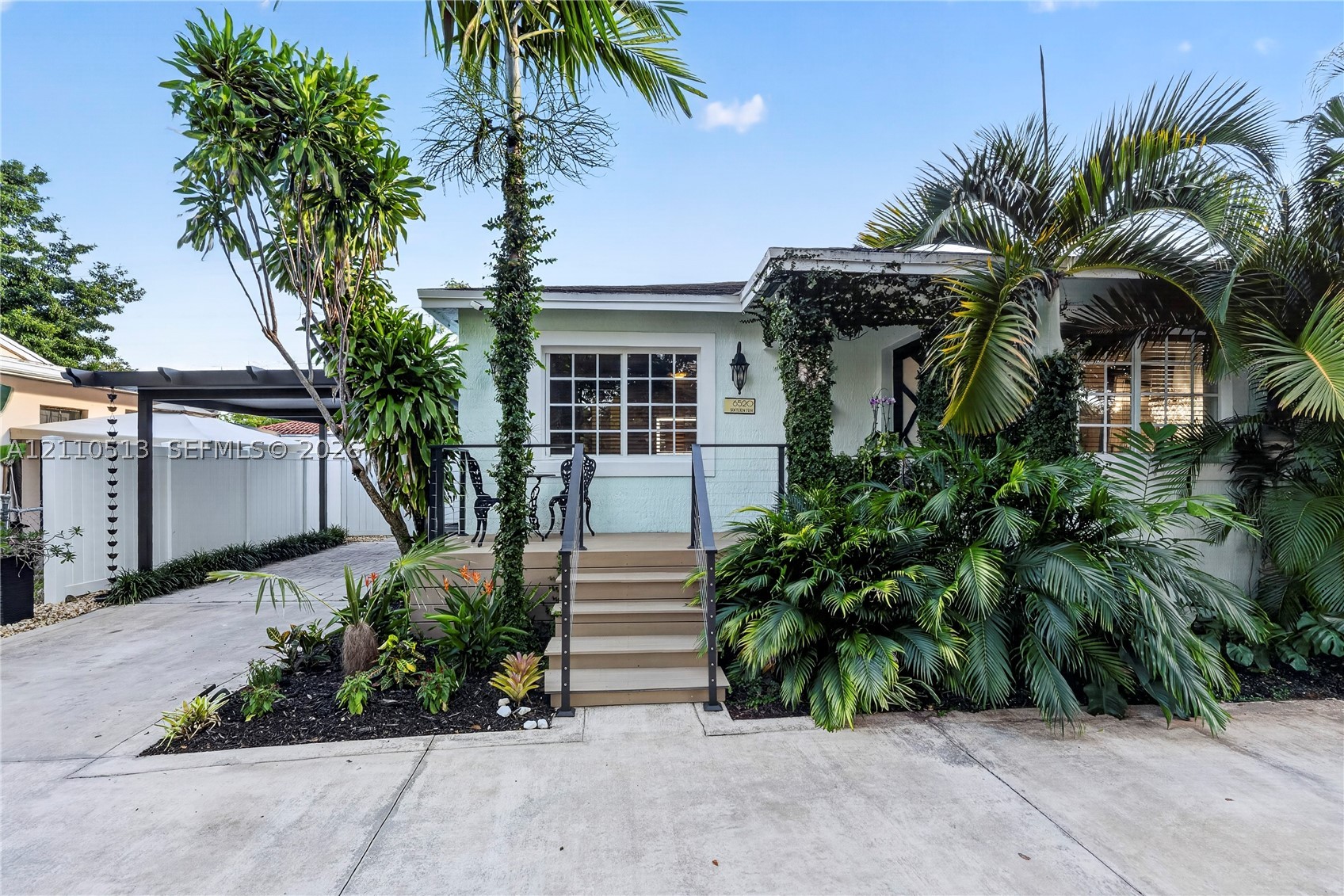6520 SW 16th Ter, West Miami FL 33155
