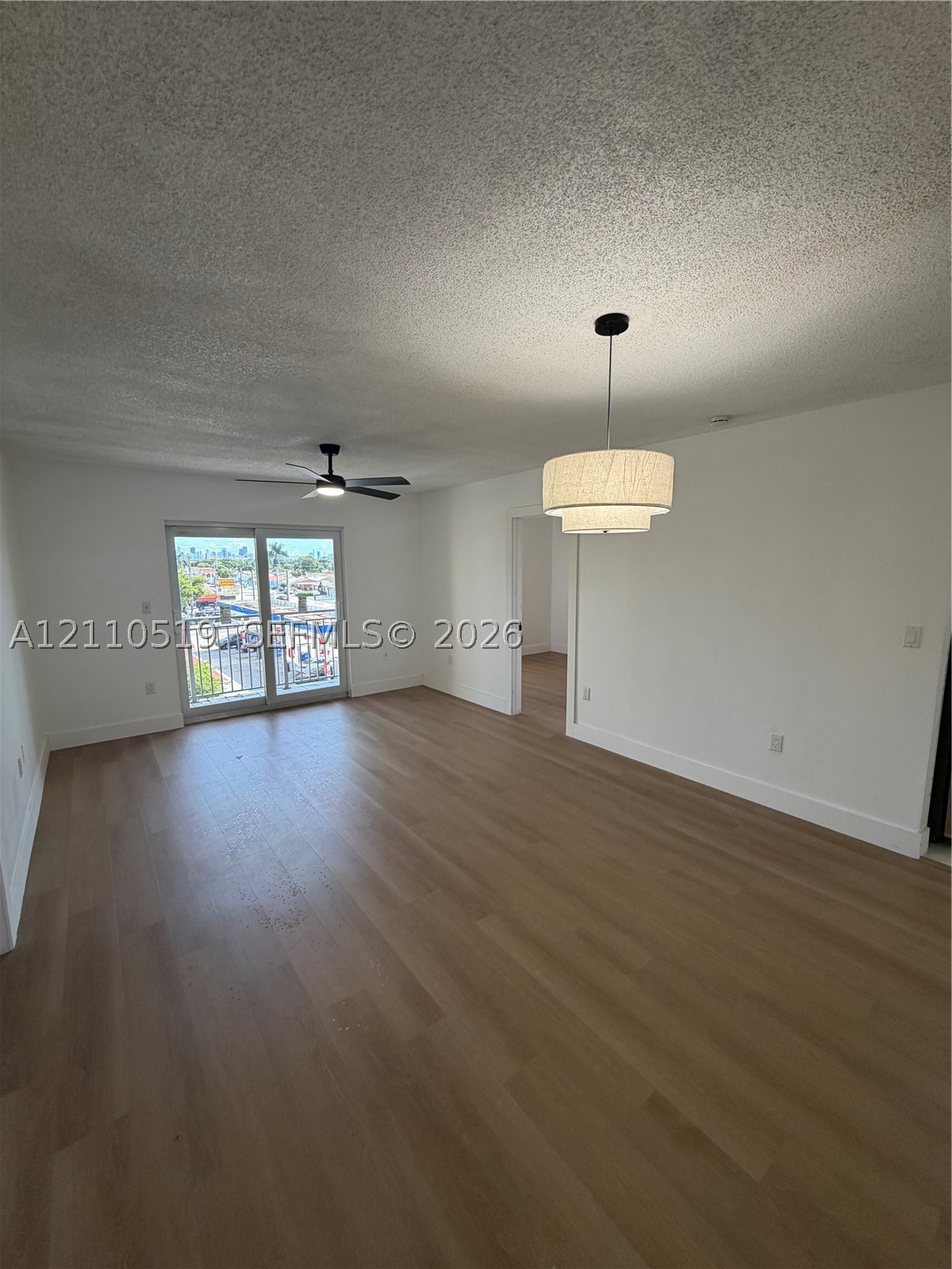 4713 NW 7th St #409-1, Miami FL 33126