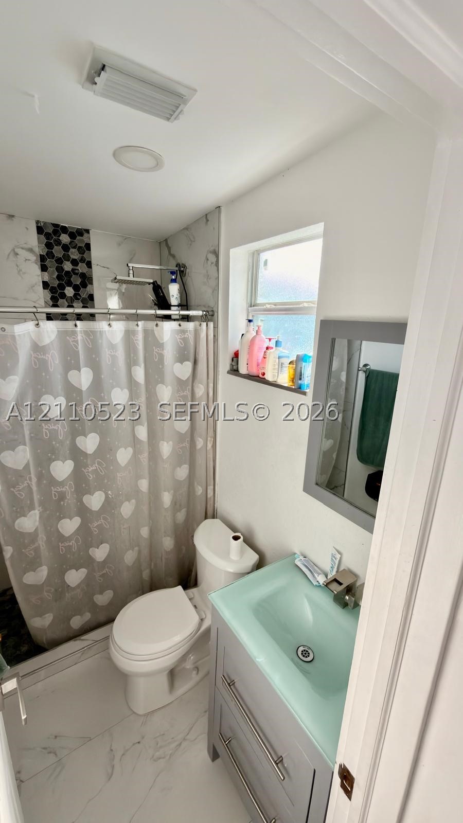 1971 NW 36th Ave, Miami FL 33125