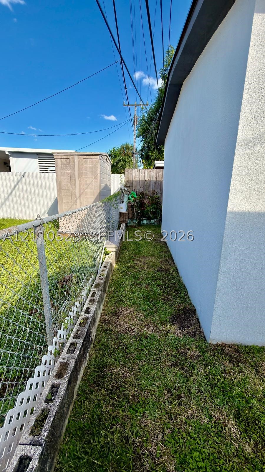 1971 NW 36th Ave, Miami FL 33125