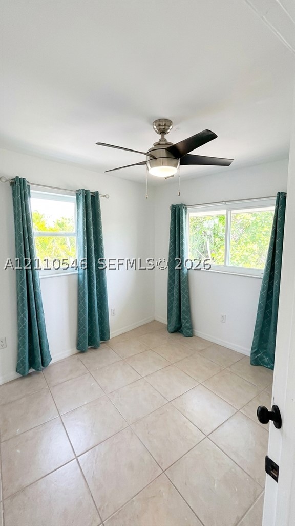 150 NW 44th St #0, Miami FL 33127