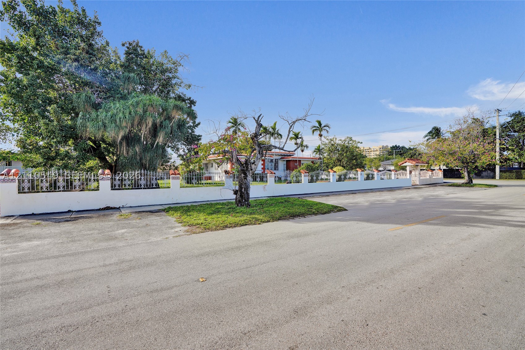 500 SW 39th Ct, Miami FL 33134