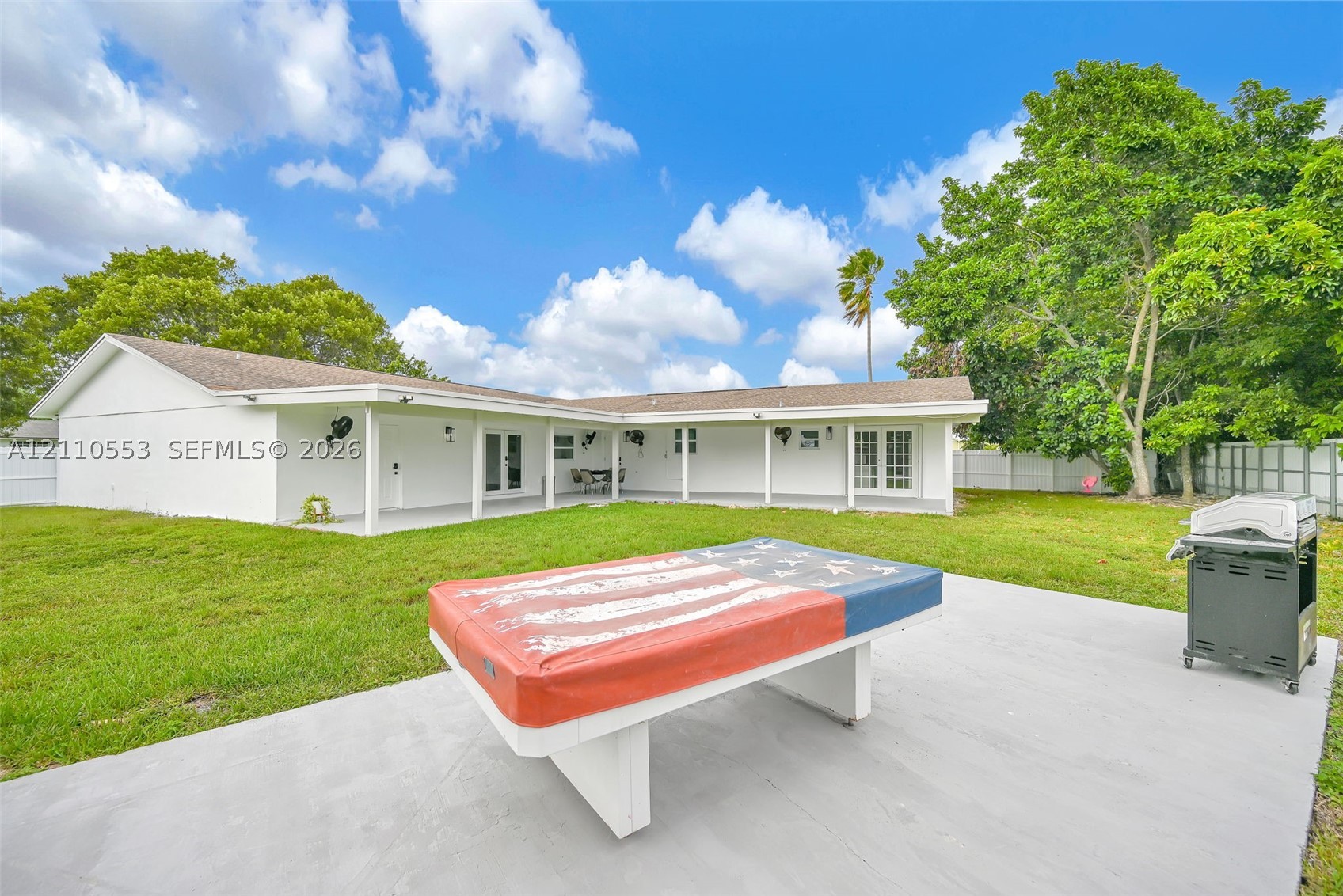16611 SW 108th Ct, Miami FL 33157