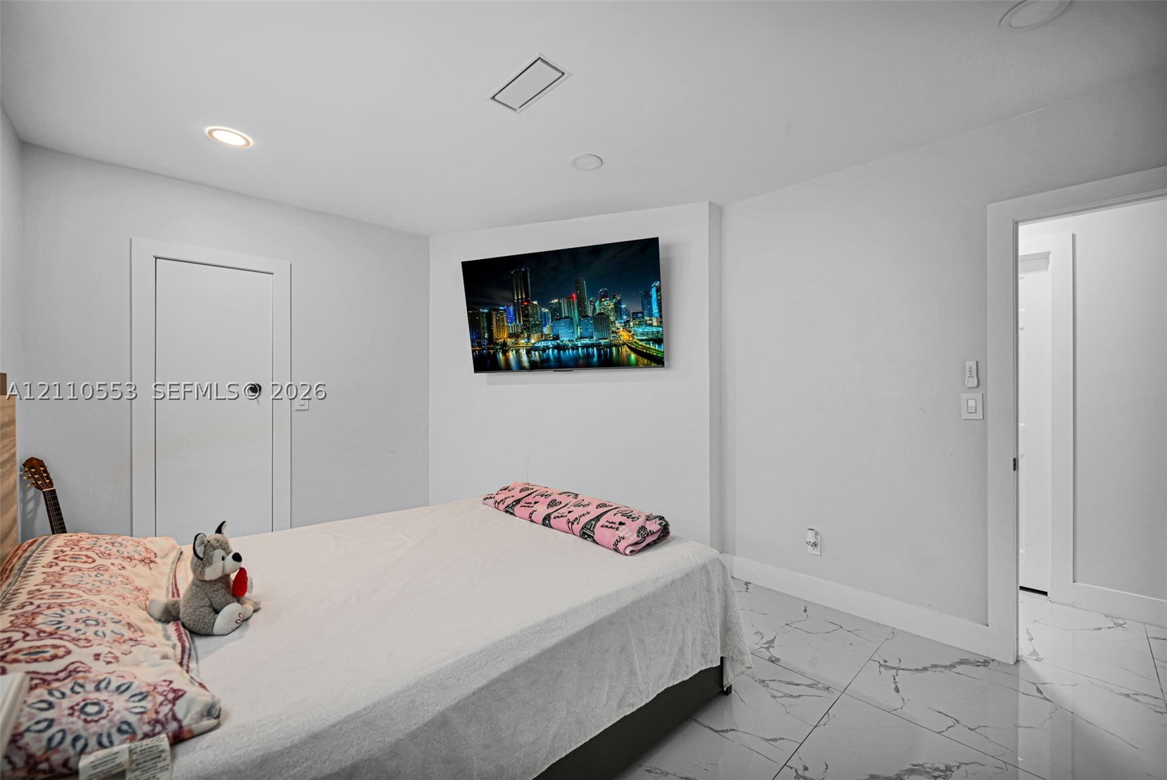 16611 SW 108th Ct, Miami FL 33157