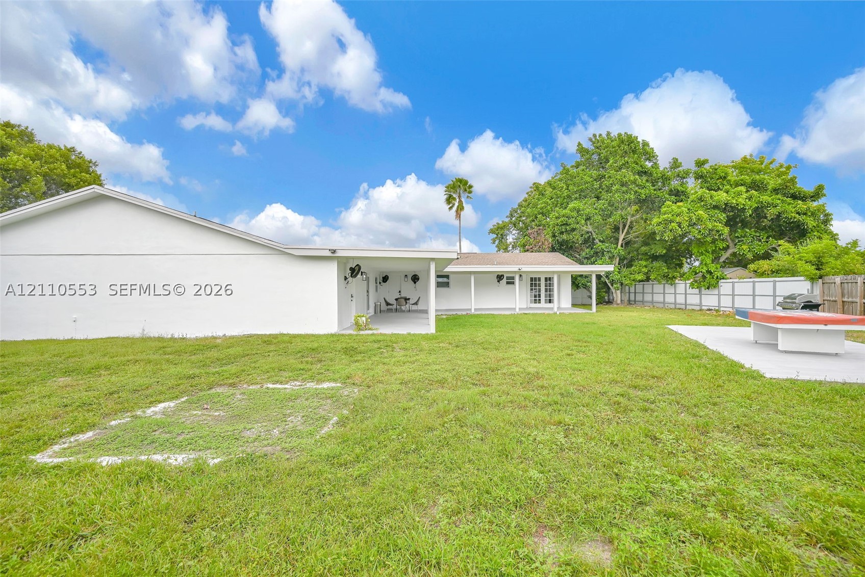 16611 SW 108th Ct, Miami FL 33157