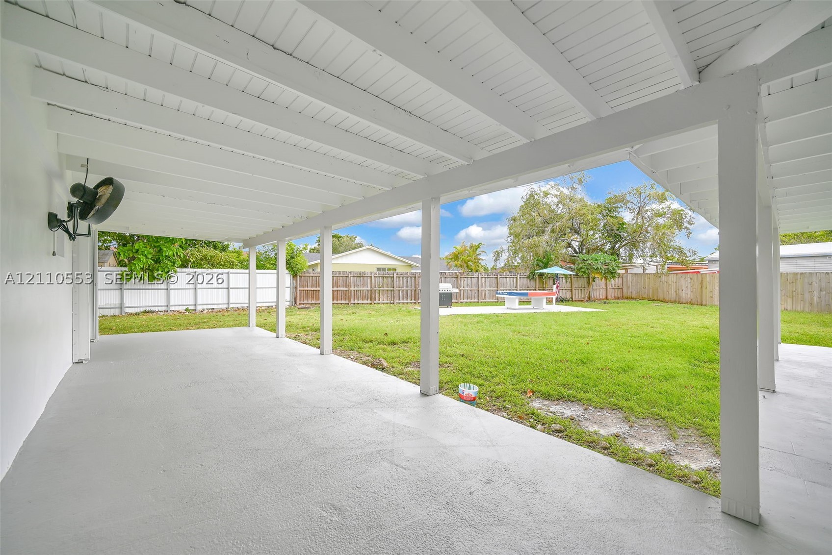 16611 SW 108th Ct, Miami FL 33157