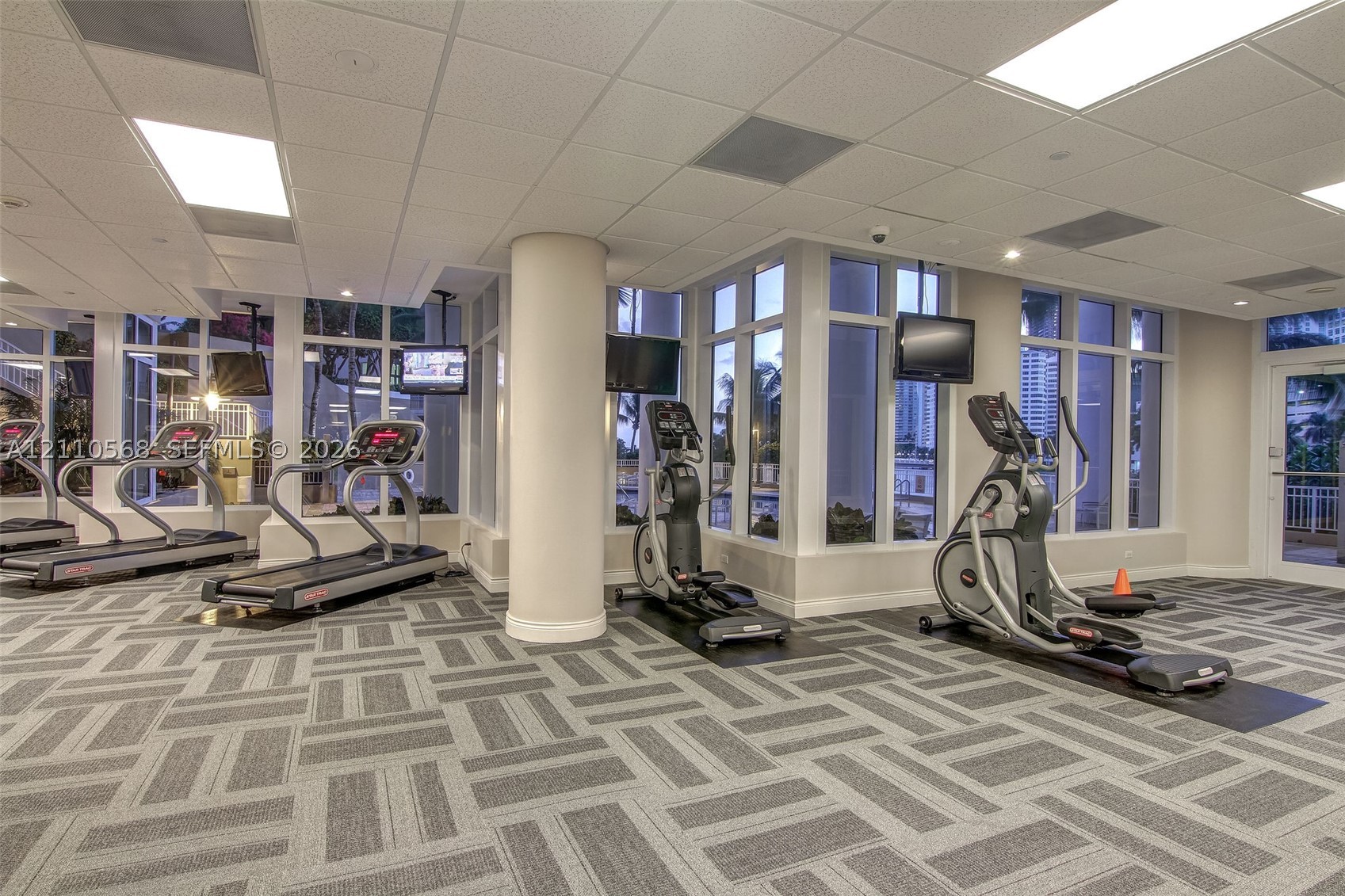 801 Brickell Key Blvd #2006, Miami FL 33131