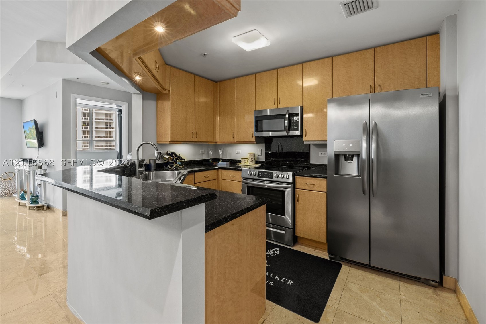 801 Brickell Key Blvd #2006, Miami FL 33131
