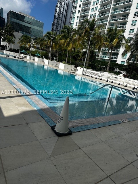 950 Brickell Bay Dr #1500, Miami FL 33131