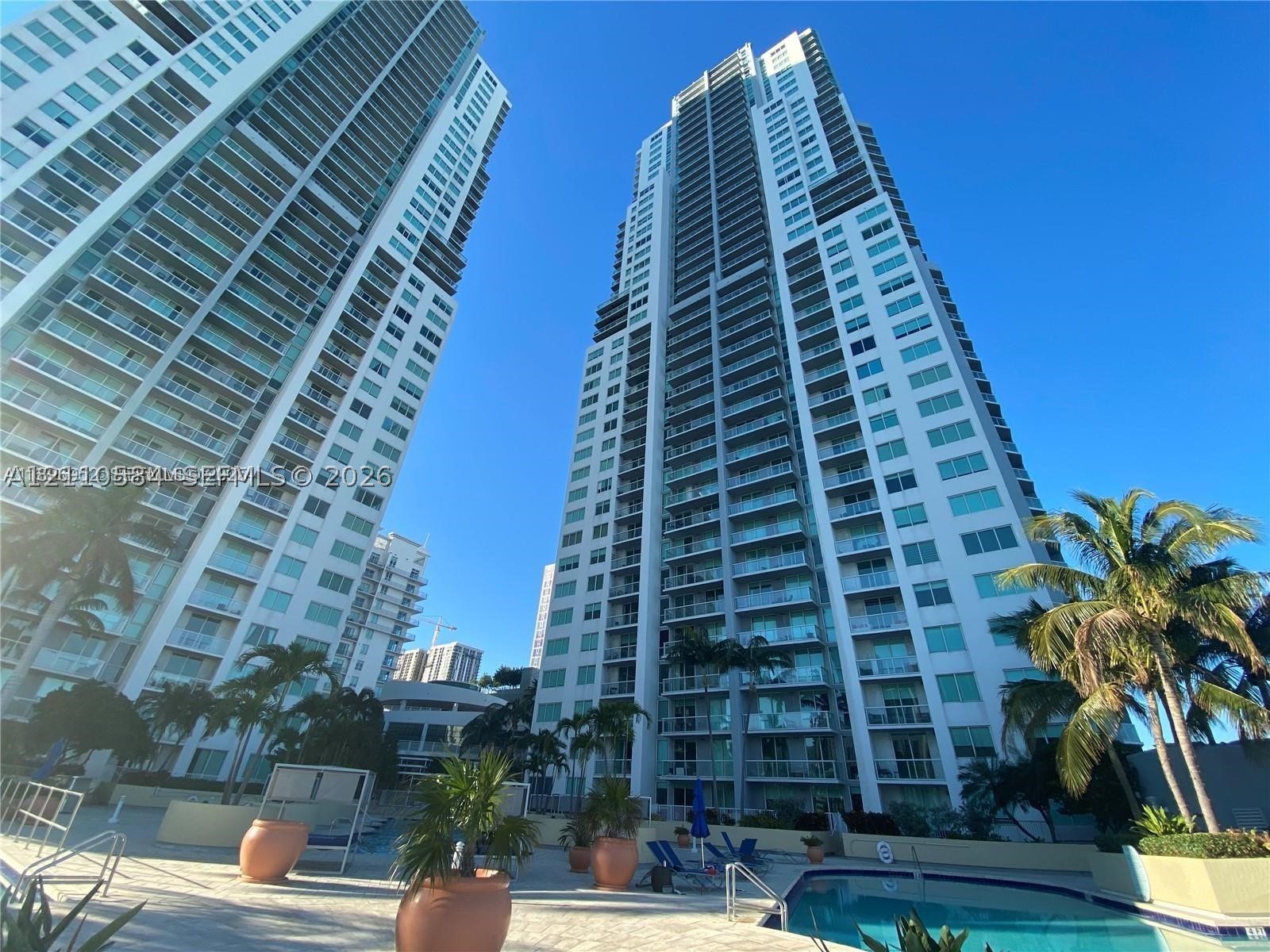 244 Biscayne Blvd #3708, Miami FL 33132