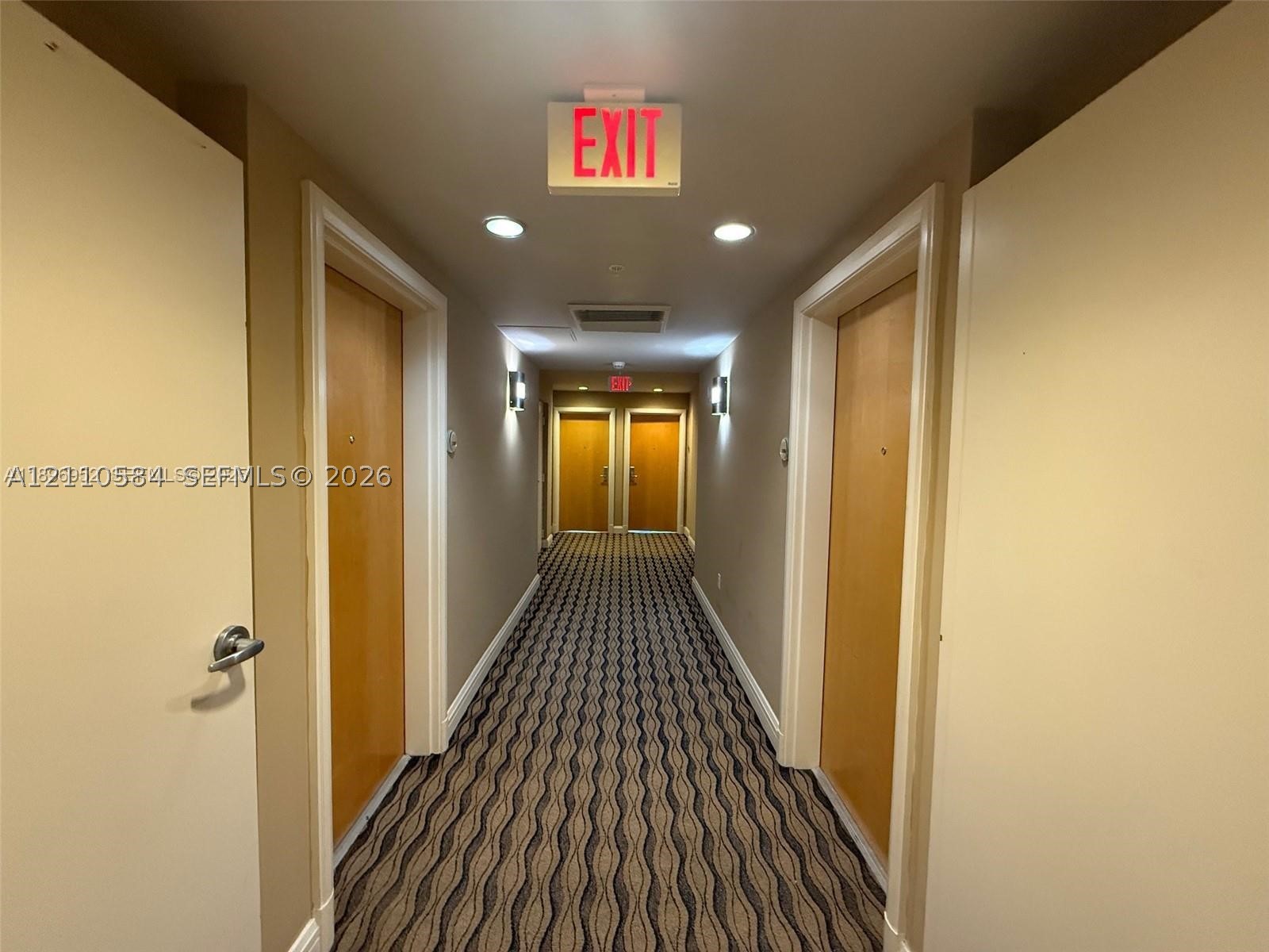 244 Biscayne Blvd #3708, Miami FL 33132