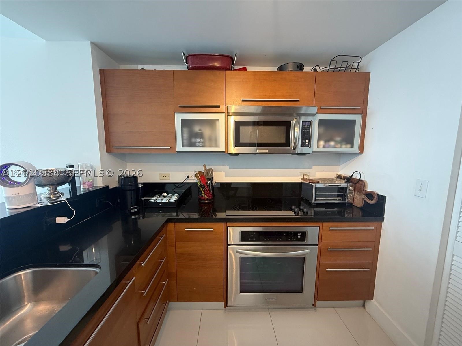 244 Biscayne Blvd #3708, Miami FL 33132