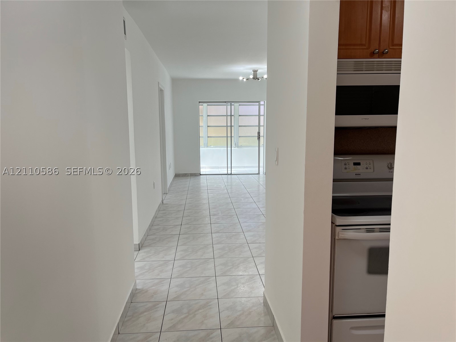 120 Royal Palm Rd #110, Hialeah Gardens FL 33016