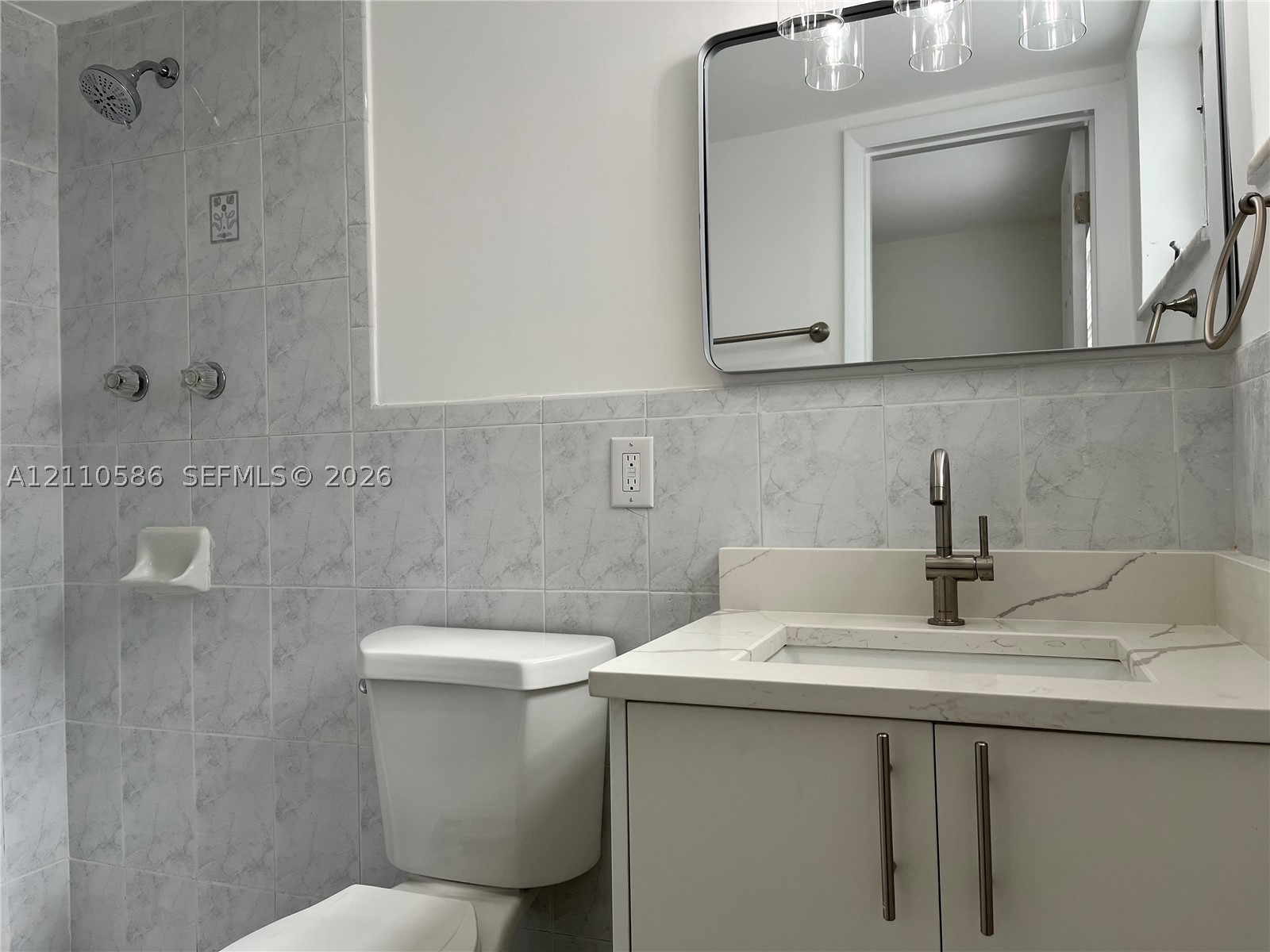 120 Royal Palm Rd #110, Hialeah Gardens FL 33016