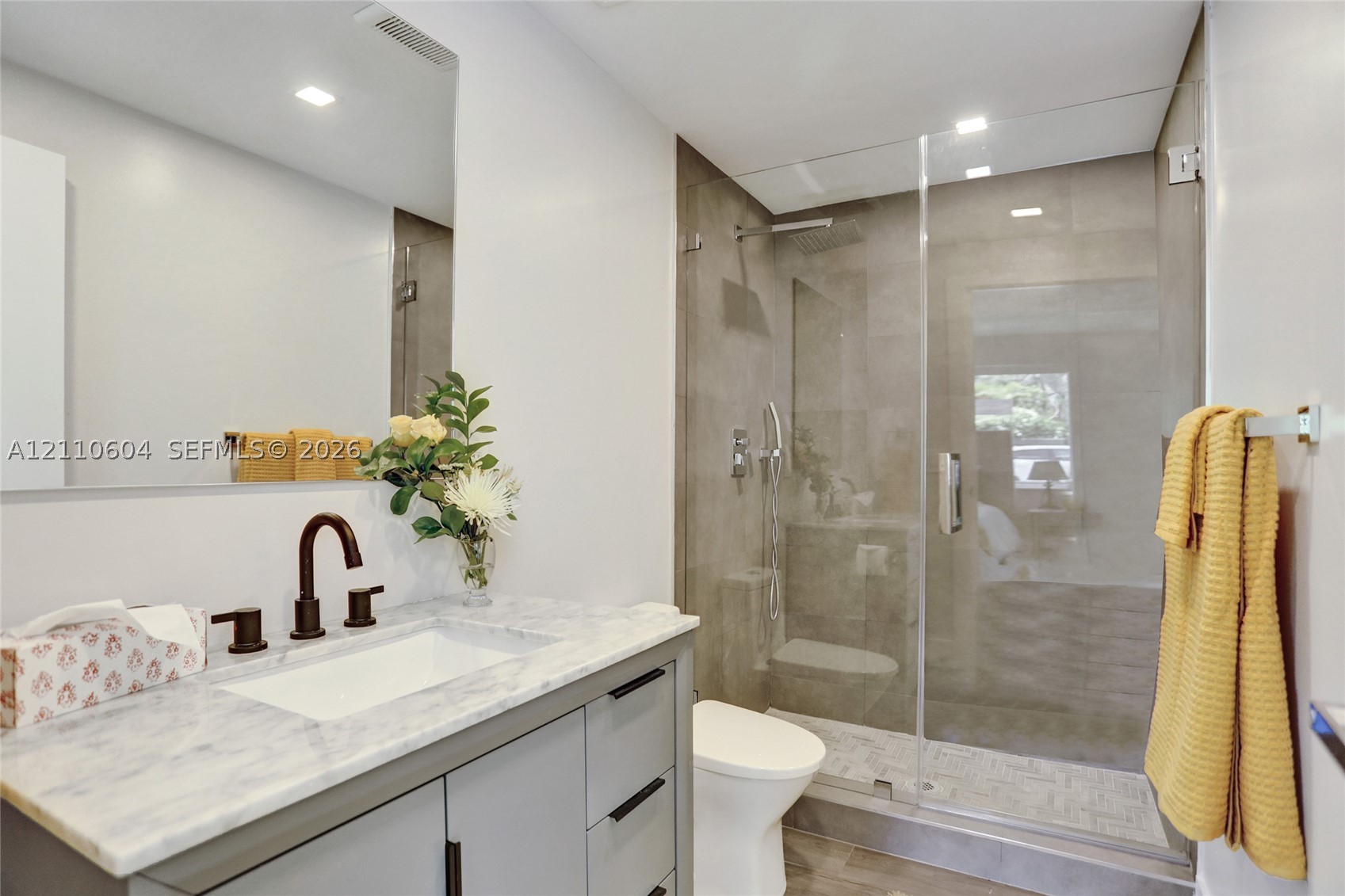 2055 Alamanda Dr #0, North Miami FL 33181