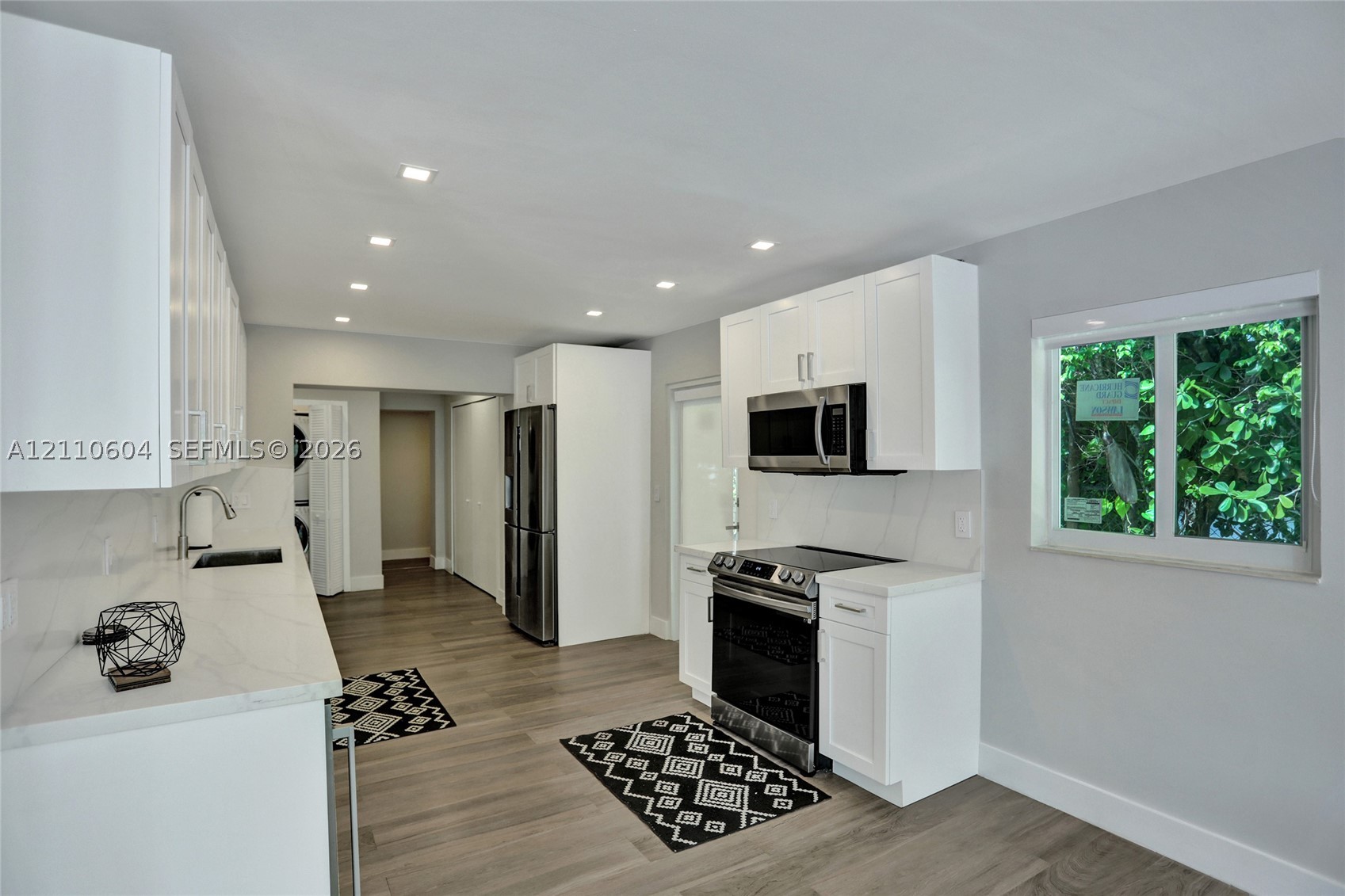 2055 Alamanda Dr #0, North Miami FL 33181