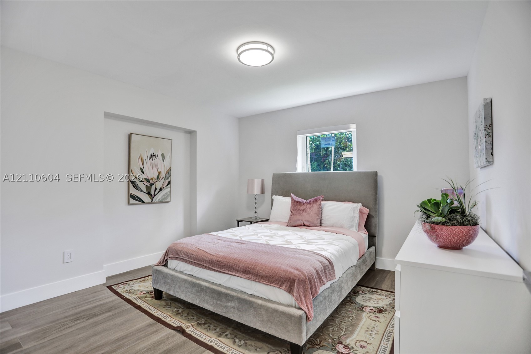 2055 Alamanda Dr #0, North Miami FL 33181