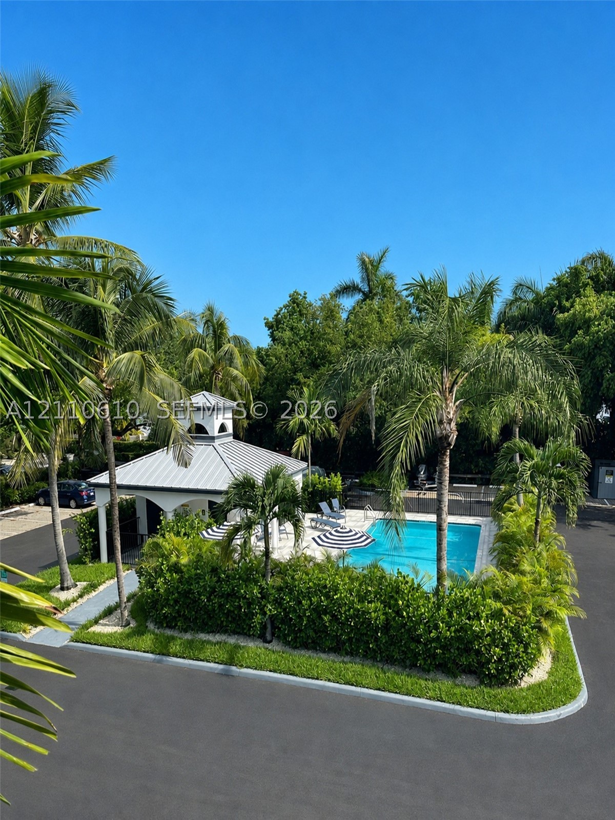 649 E Sheridan St #304, Dania Beach FL 33004