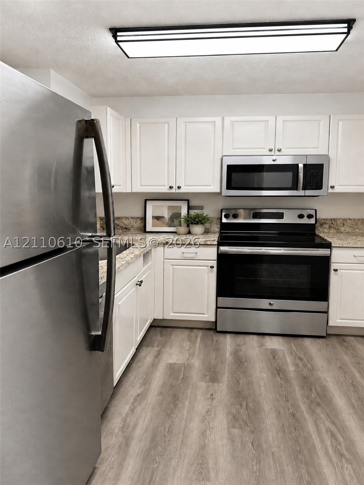 649 E Sheridan St #304, Dania Beach FL 33004