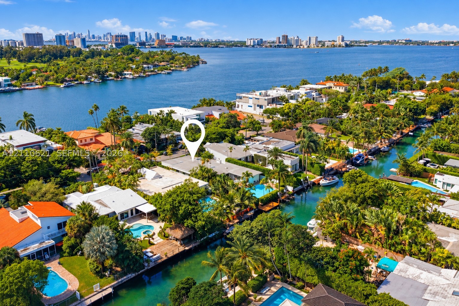 1777 Daytonia Rd, Miami Beach FL 33141