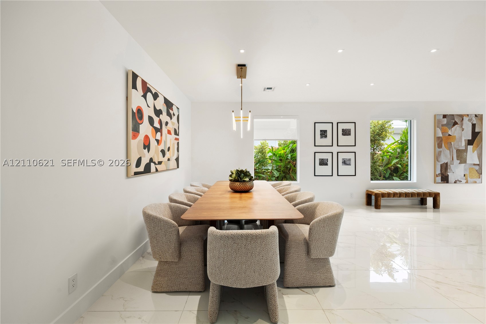 1777 Daytonia Rd, Miami Beach FL 33141