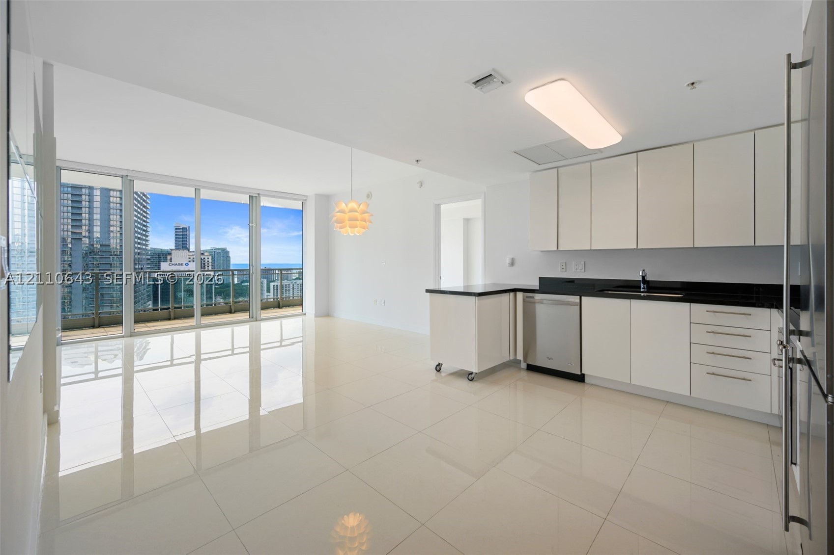 92 SW 3rd St #3603, Miami FL 33130
