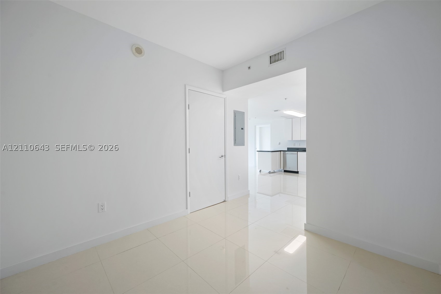 92 SW 3rd St #3603, Miami FL 33130