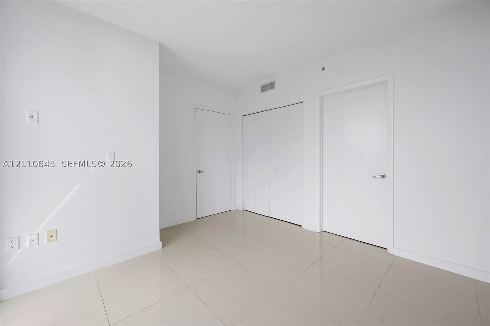 92 SW 3rd St #3603, Miami FL 33130