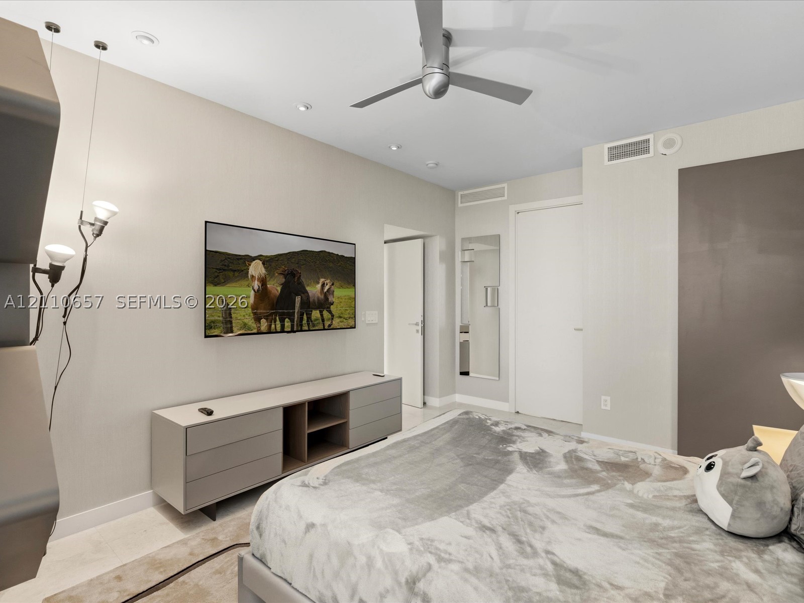 15811 Collins Ave #2901, Sunny Isles Beach FL 33160