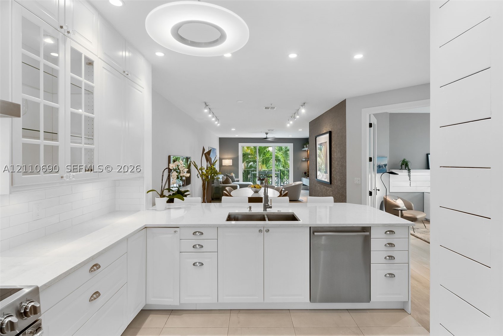 2720 NE 15th St #201, Fort Lauderdale FL 33304