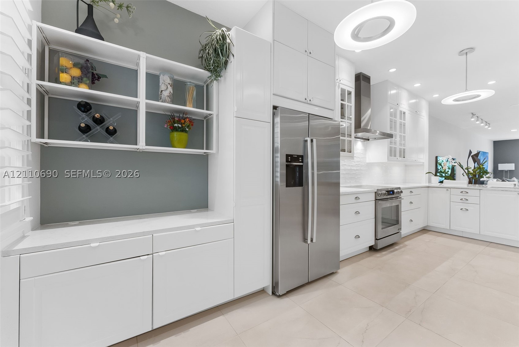2720 NE 15th St #201, Fort Lauderdale FL 33304