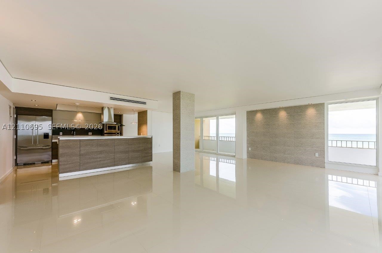 177 Ocean Lane Dr #501, Key Biscayne FL 33149