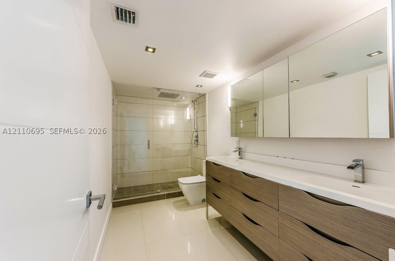 177 Ocean Lane Dr #501, Key Biscayne FL 33149