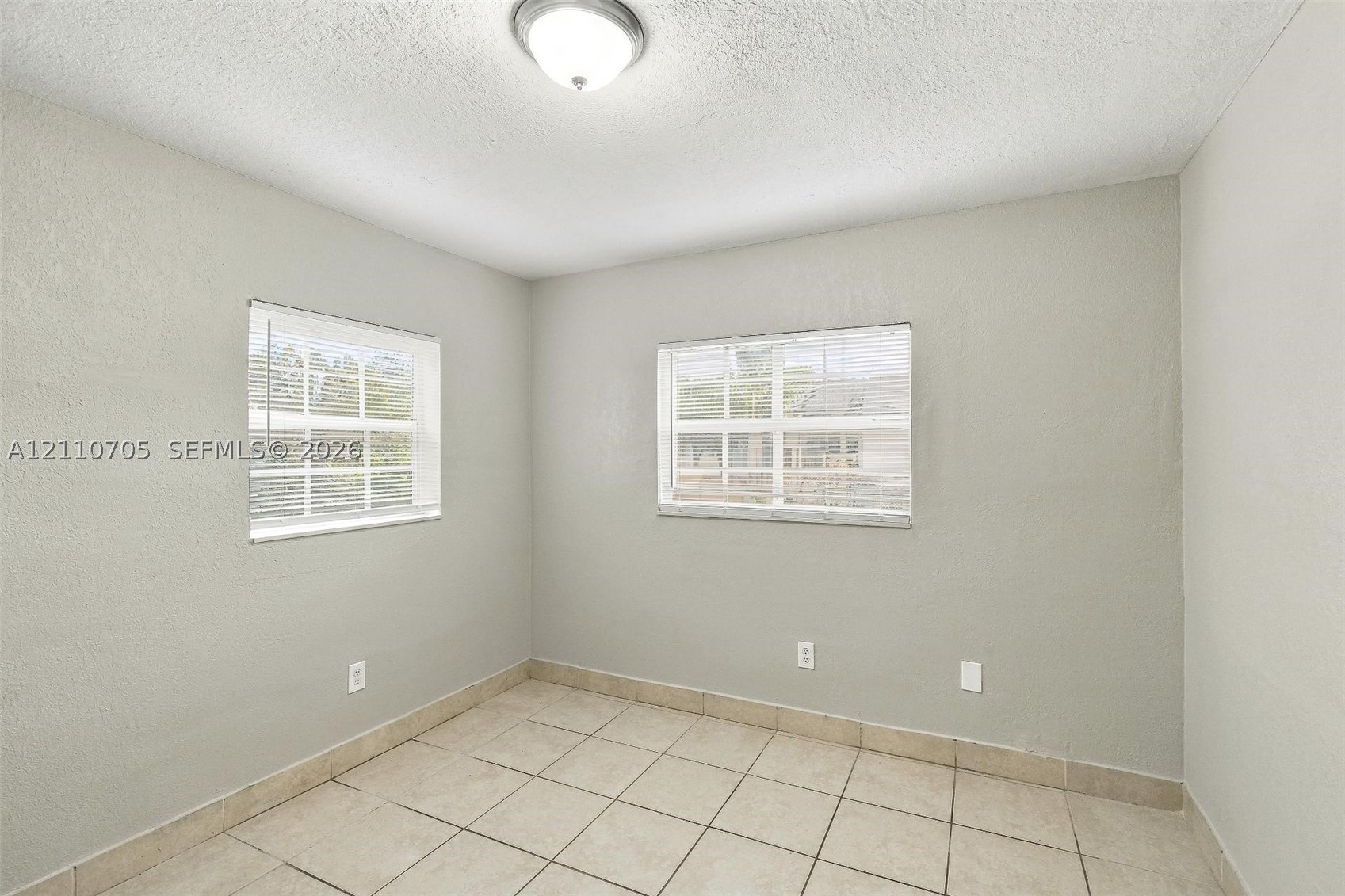 2940 NW 191st St, Miami Gardens FL 33056