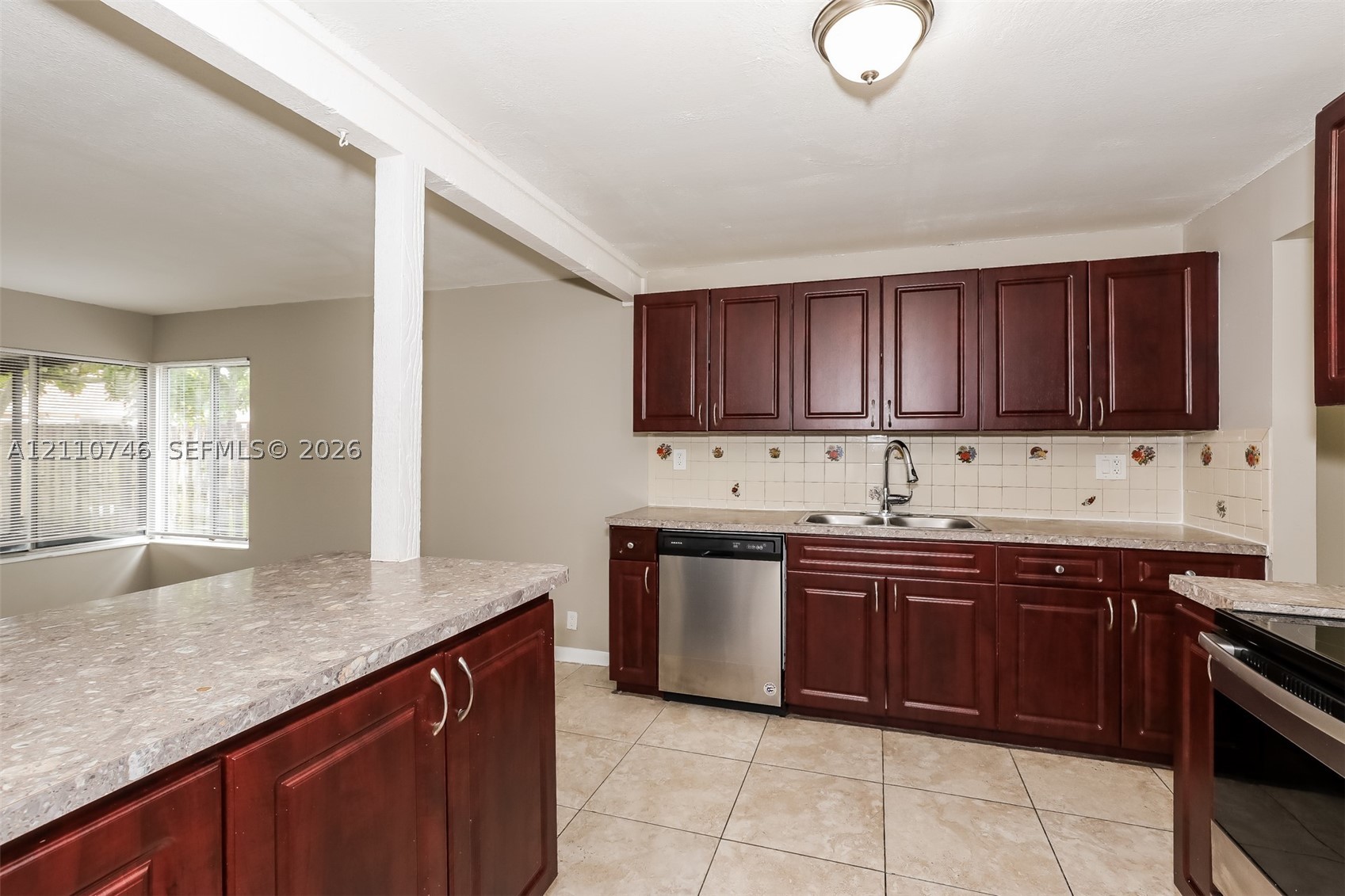 7200 NW 46th St, Lauderhill FL 33319