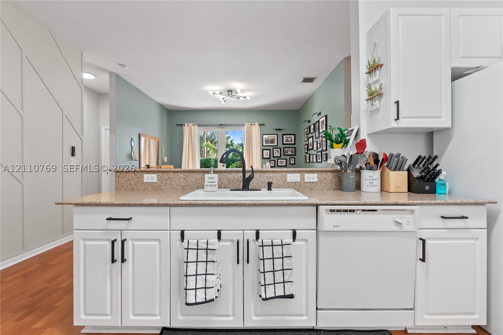 4402 NW 43rd St, Coconut Creek FL 33073